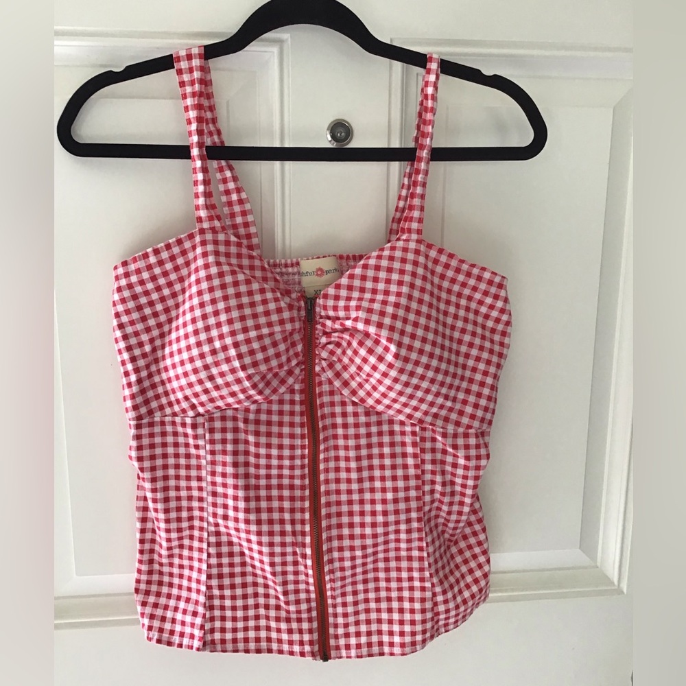 Wishful parks summer top. Size XL